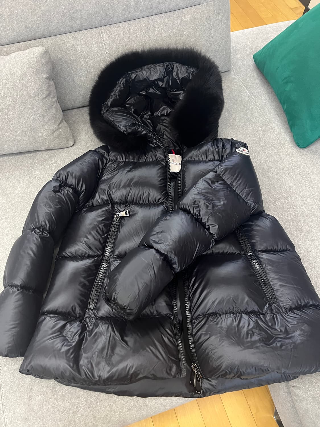 몽클레어 리얼퍼 패딩 상품이미지1