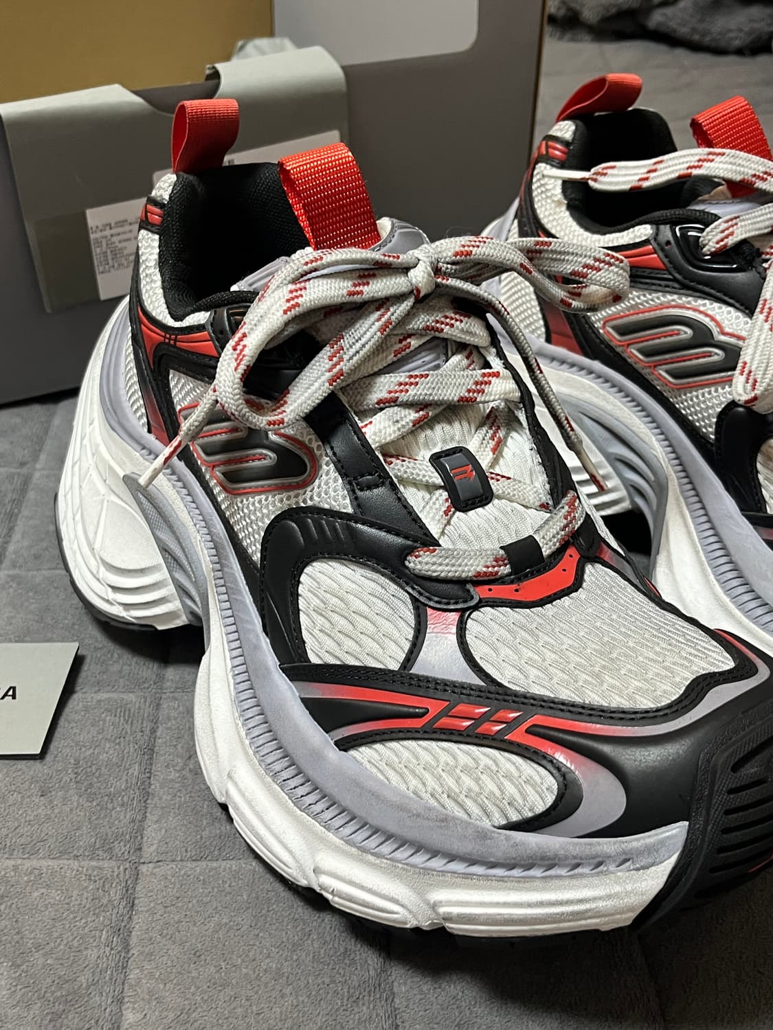 발렌시아가 10xl 상품이미지7