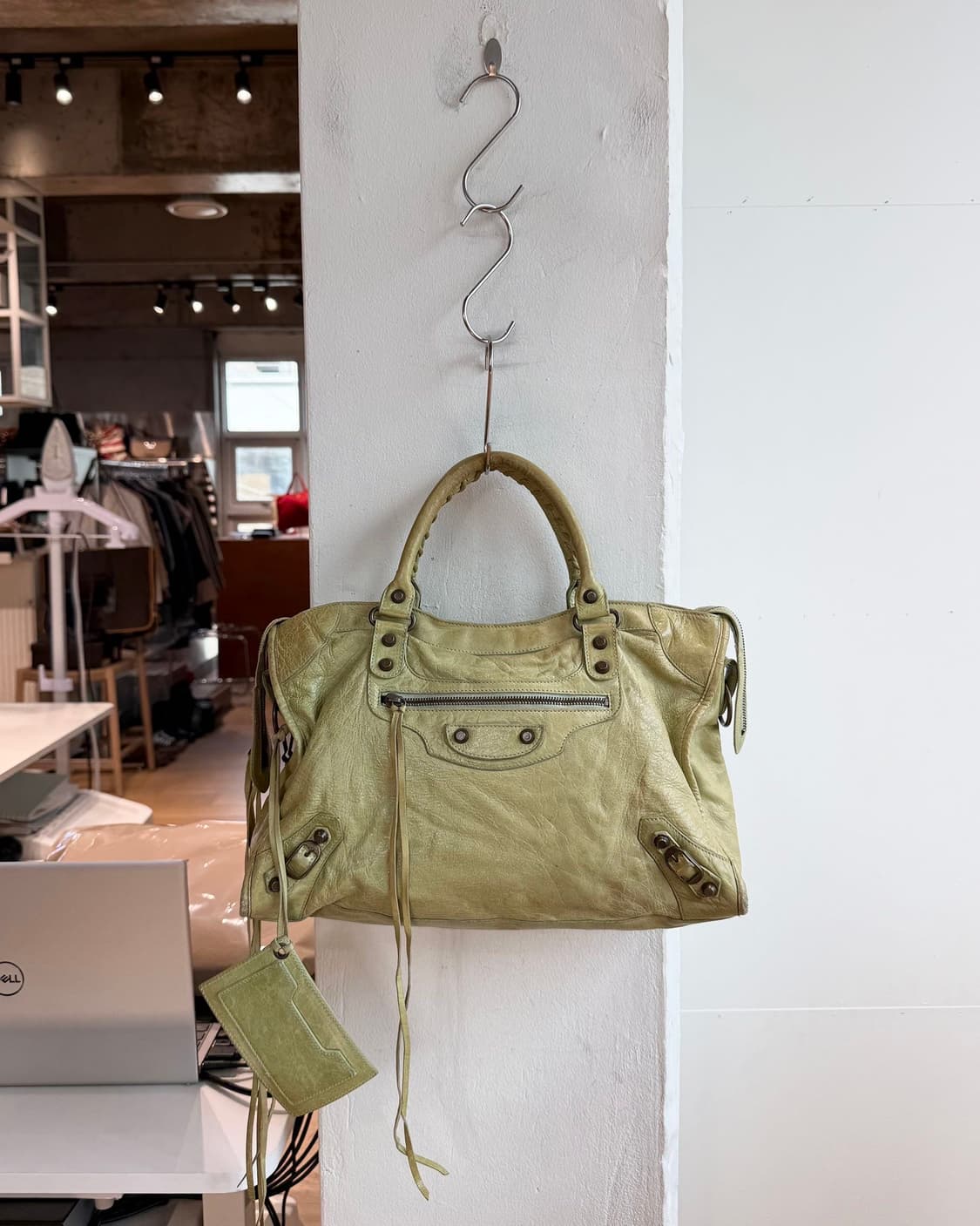 발렌시아가 그린 클래식 시티 모터백  상품이미지2