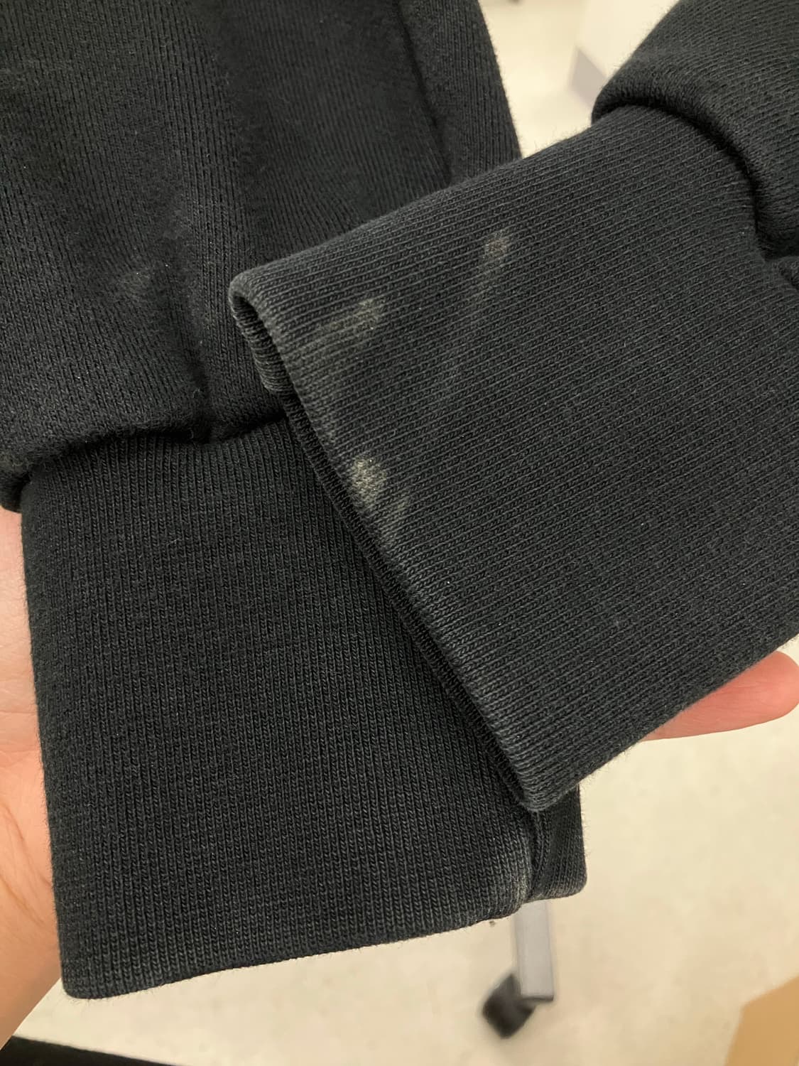 우알롱 블랙 시그니처 크롭 후드 집업 XS 상품이미지6