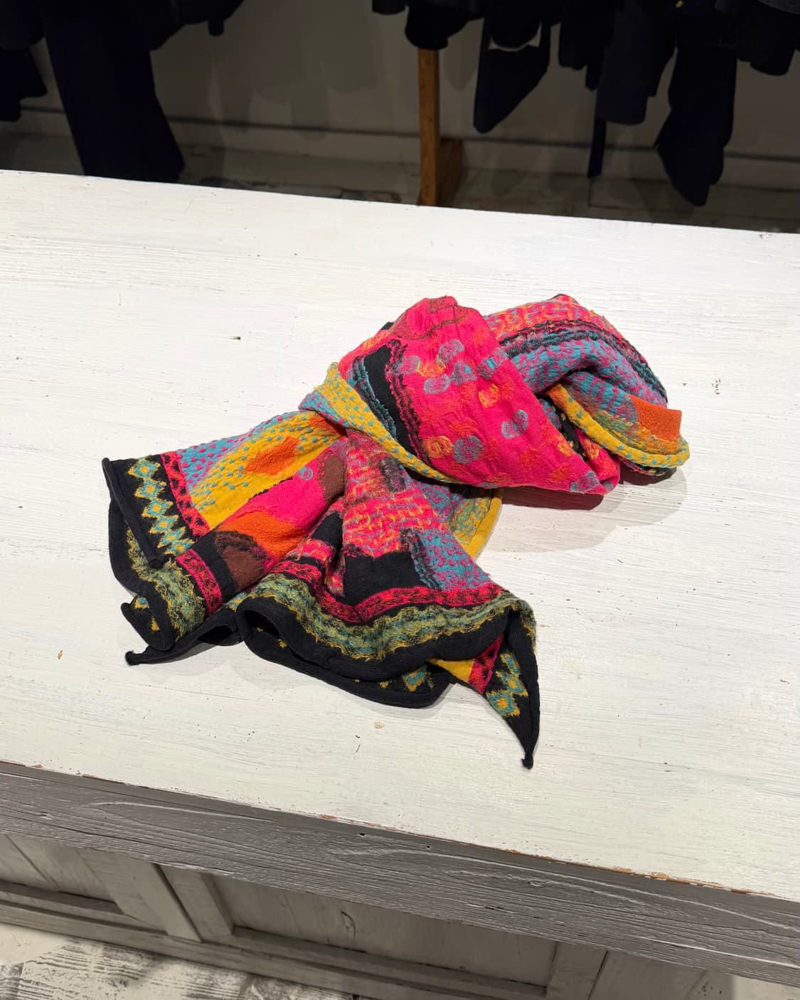 캐피탈 멀티컬러 풀링 울 도스 닥스훈트 스카프 상품이미지1