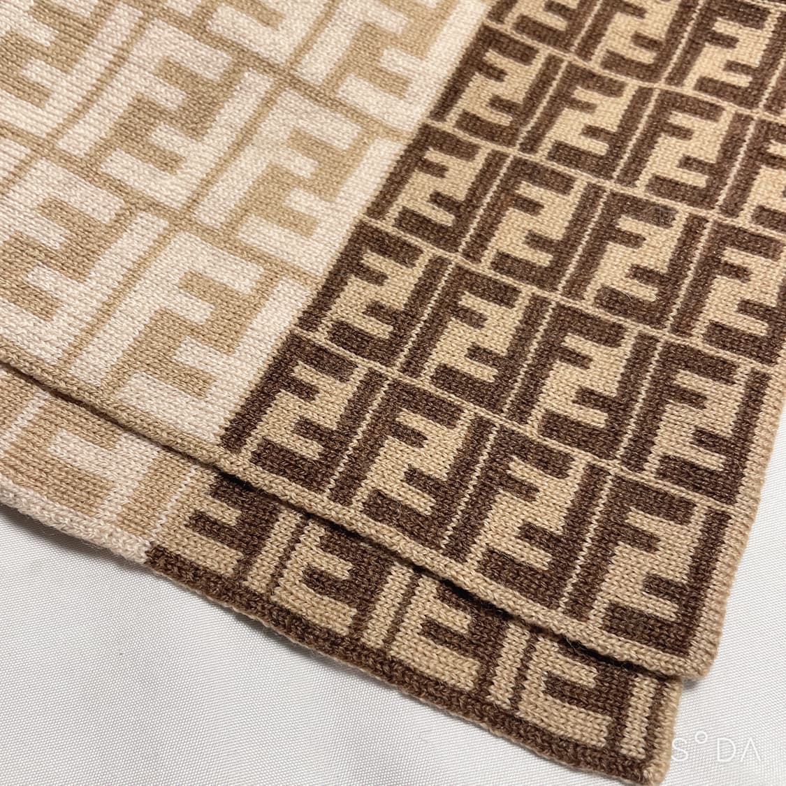 펜디 FF 로고 머플러 숄 상품이미지2