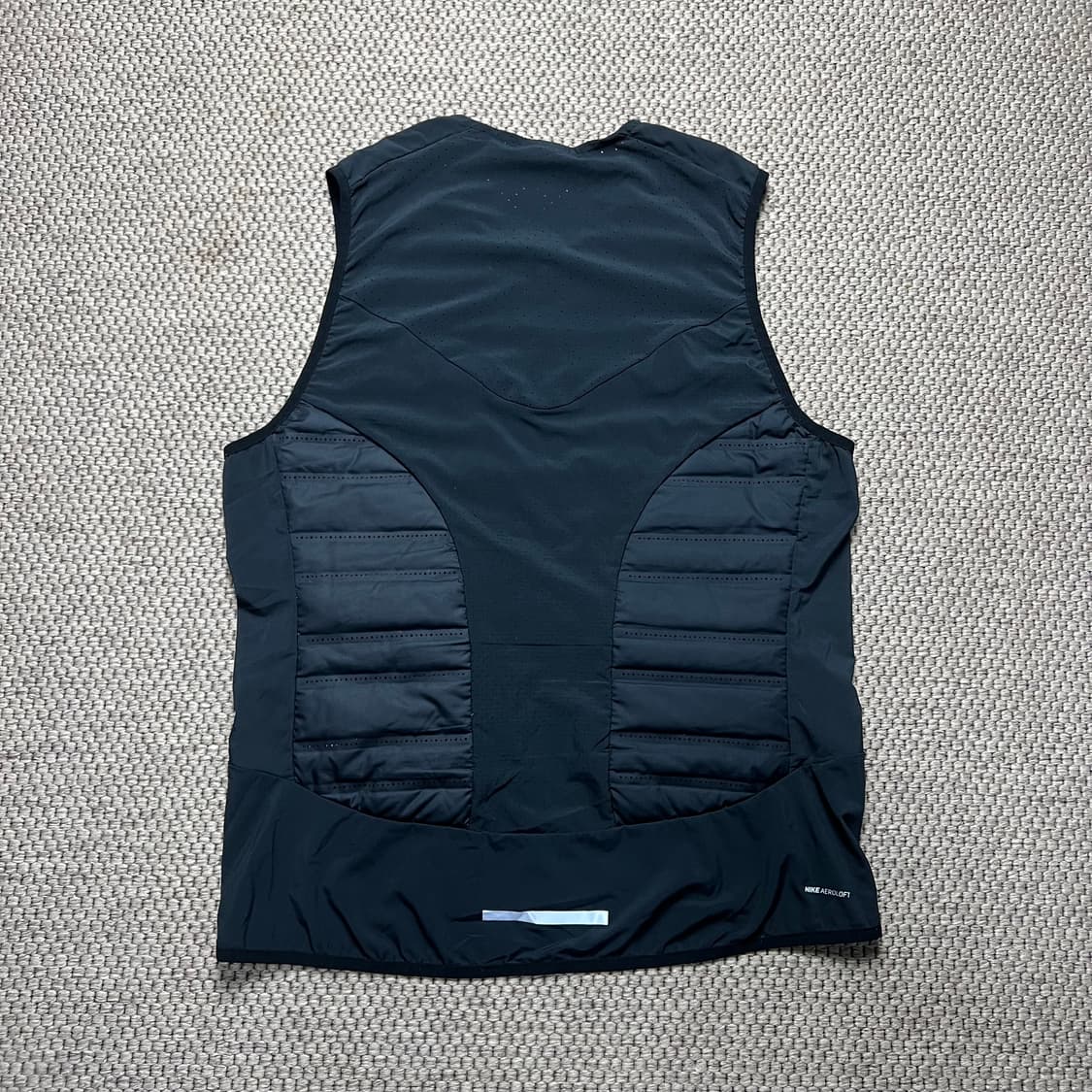 나이키 에어로로프트 러닝 조끼 블랙 XXL 상품이미지2