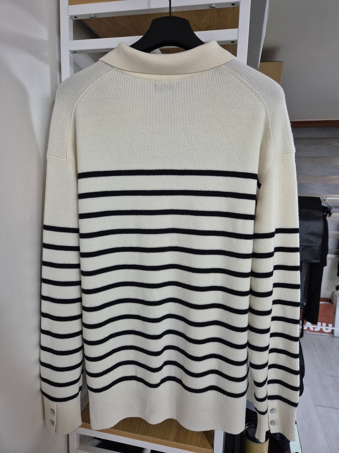 시스템옴므 오픈카라 울 스트라이프 니트 105 아이보리 상품이미지2