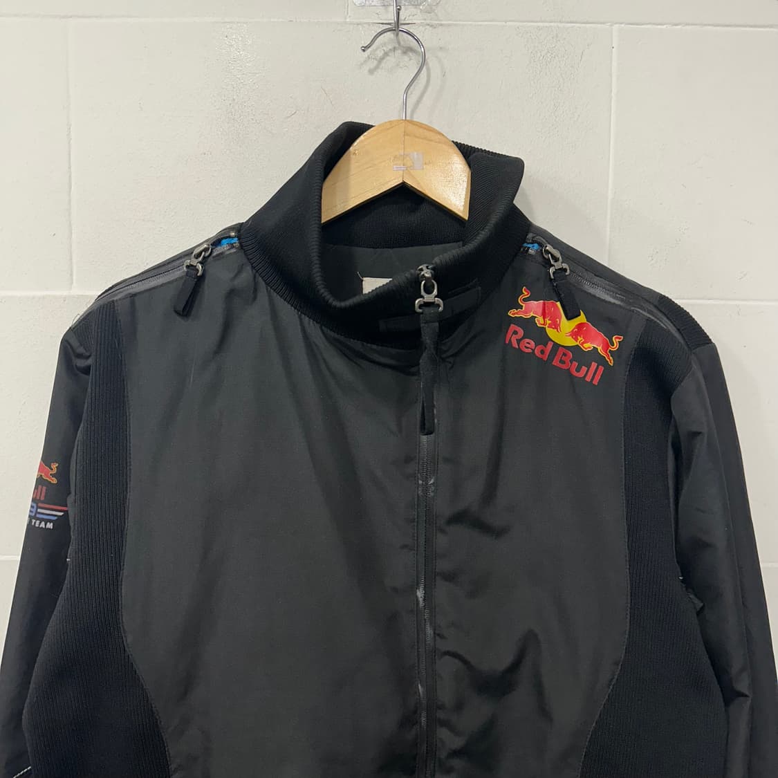 레드불 레이싱 자켓 상품이미지2