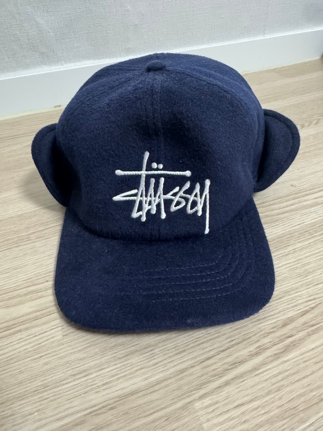 스투시 울 이어 플랩 캡 네이비 상품이미지1