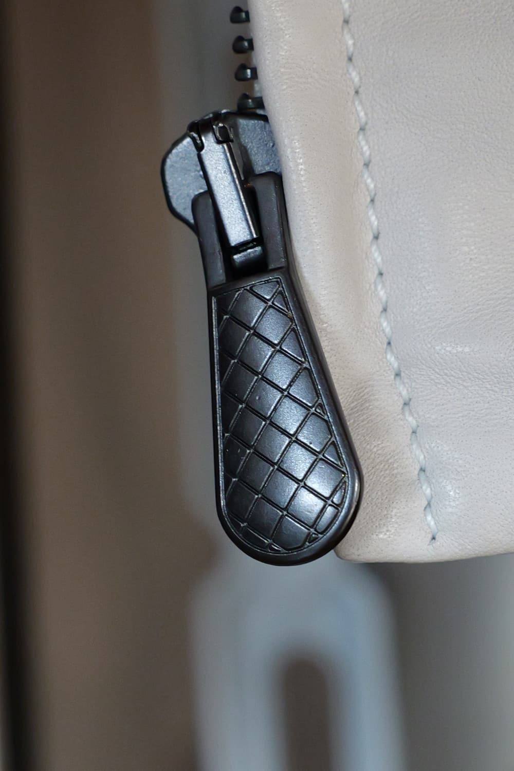 보테가베네타 램스킨 가죽 자켓 48 클라우드 화이트 상품이미지8