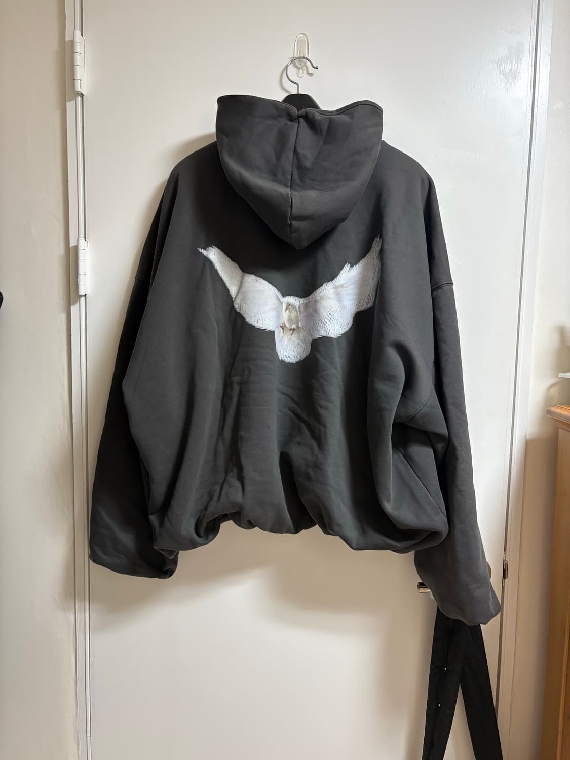 [XL] 이지 갭 발렌시아가 도브 후드 블랙 상품이미지1