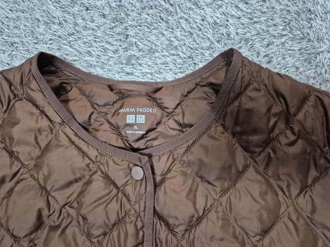 유니클로 여성 경량 패딩조끼 XL 상품이미지2