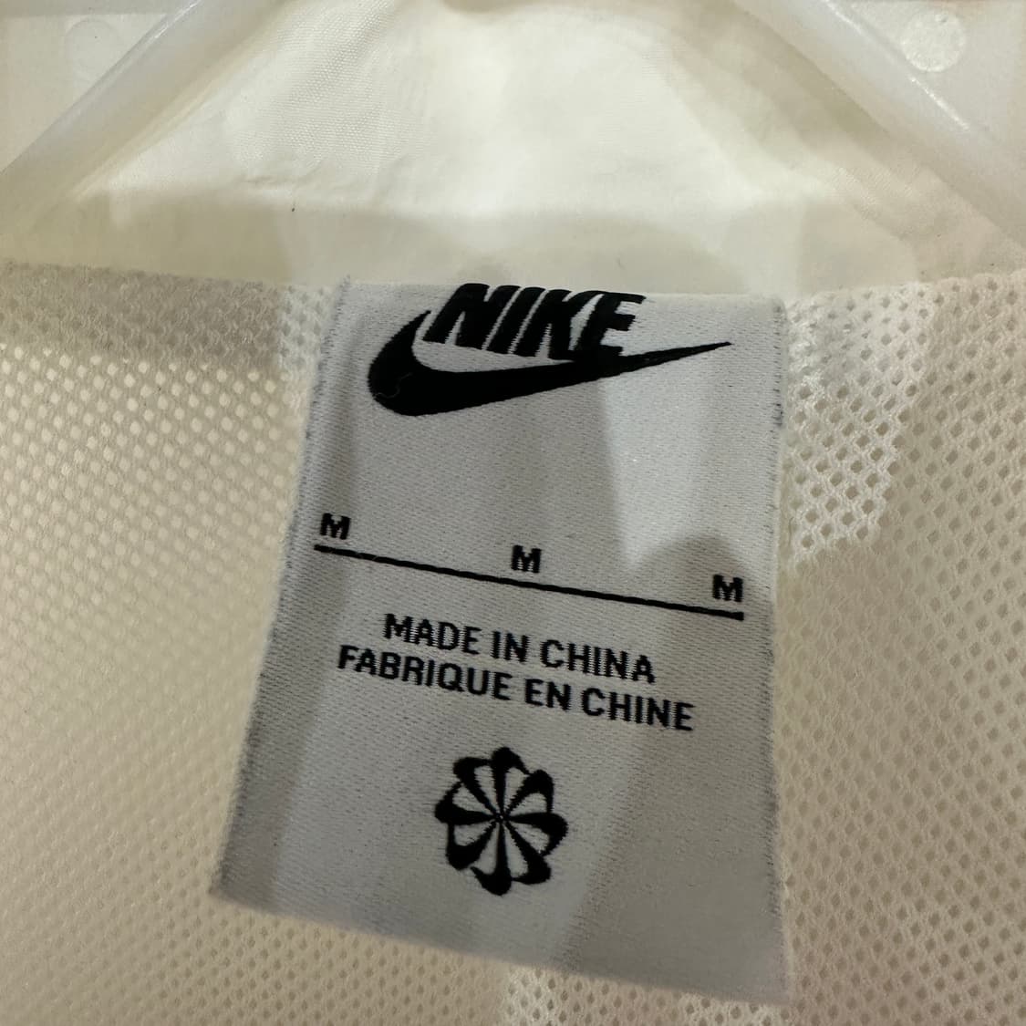 나이키 빅로고 오버핏 여성 바람막이 M 상품이미지3