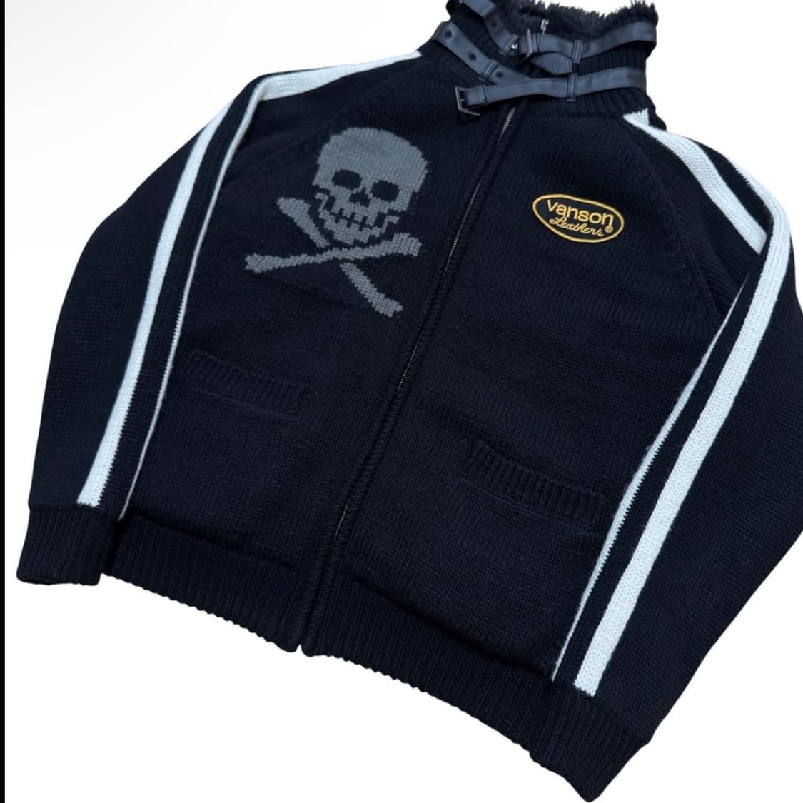 밴슨 본 스컬 코위찬 자켓 상품이미지3