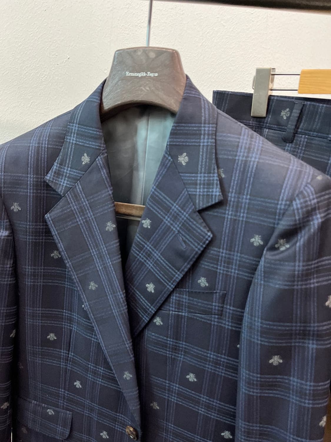 슬림100,32) 구찌 꿀벌 슈트 상품이미지2