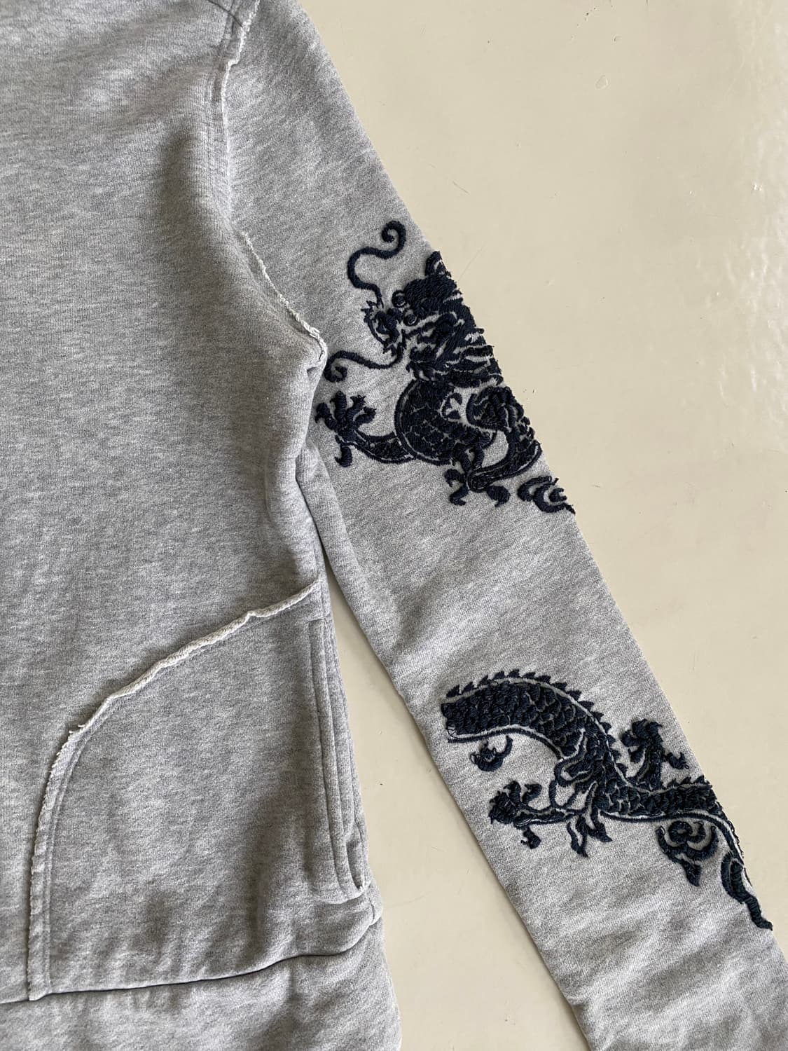 비비안탐 드래곤 자수 집업 상품이미지4