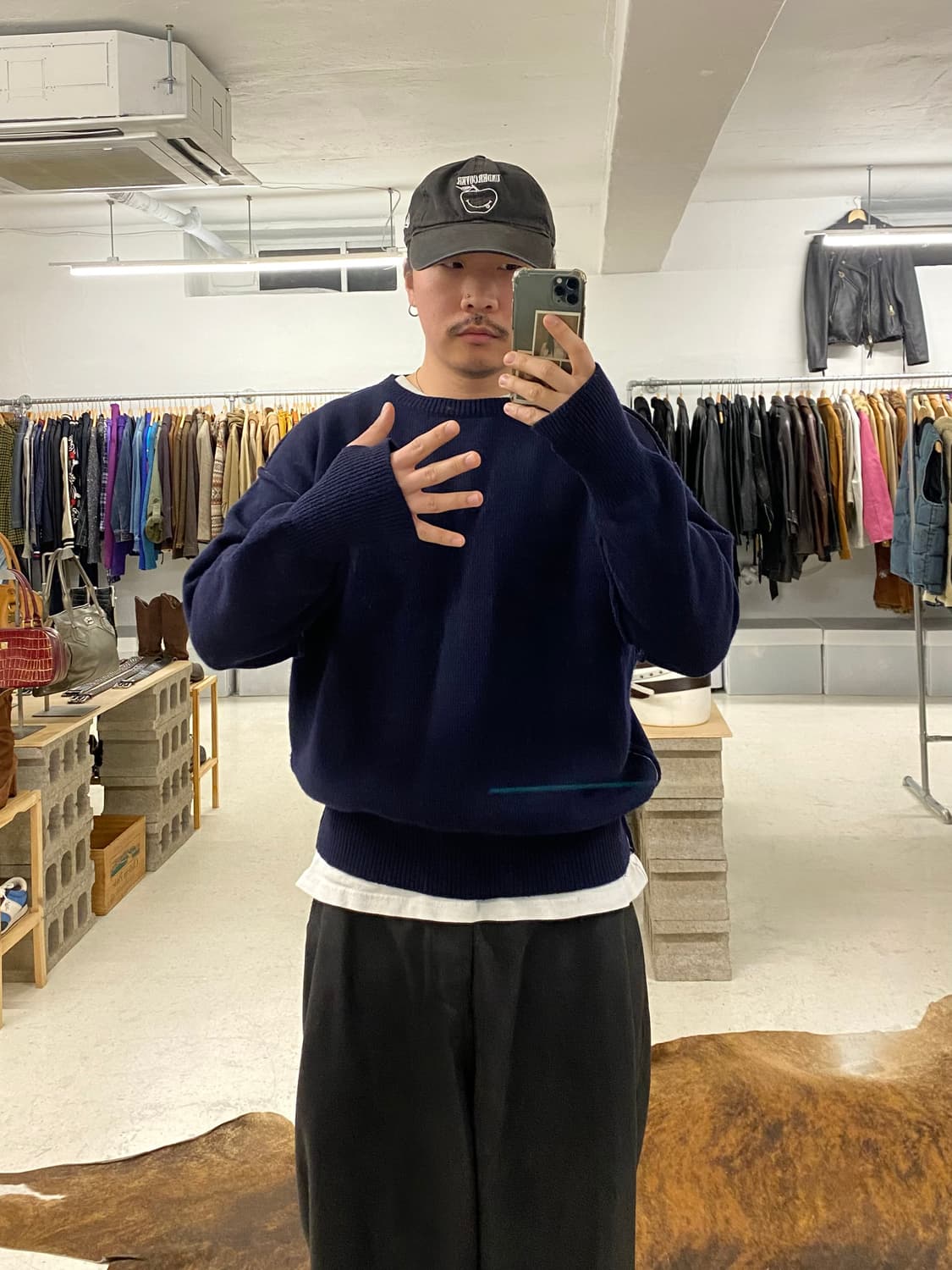 TONYWACK finger hole knit 토니웩 핑거홀 니트 상품이미지1