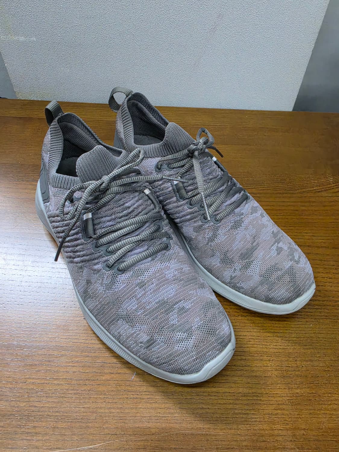 풋조이 FLEX XP 카모 메쉬 스파이크리스 골프화 상품이미지3