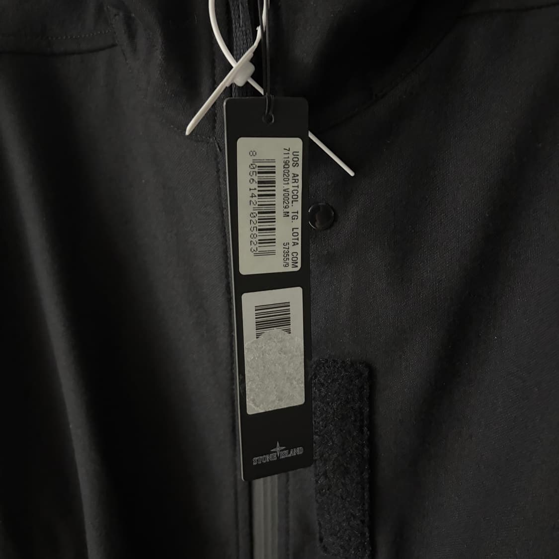 새상품(M)스톤아일랜드 쉐도우프로젝트 블랙 후드 자켓 상품이미지5