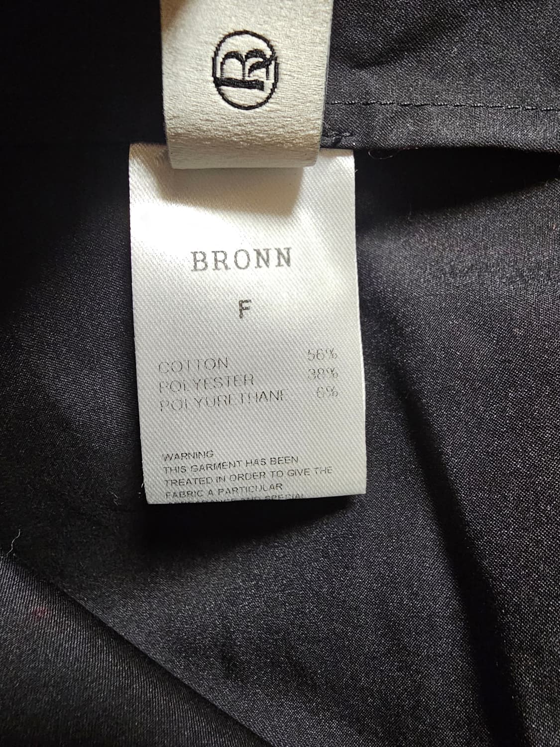 새상품) BRONN 브론 오프숄더 긴팔 블라우스 블랙 상품이미지8