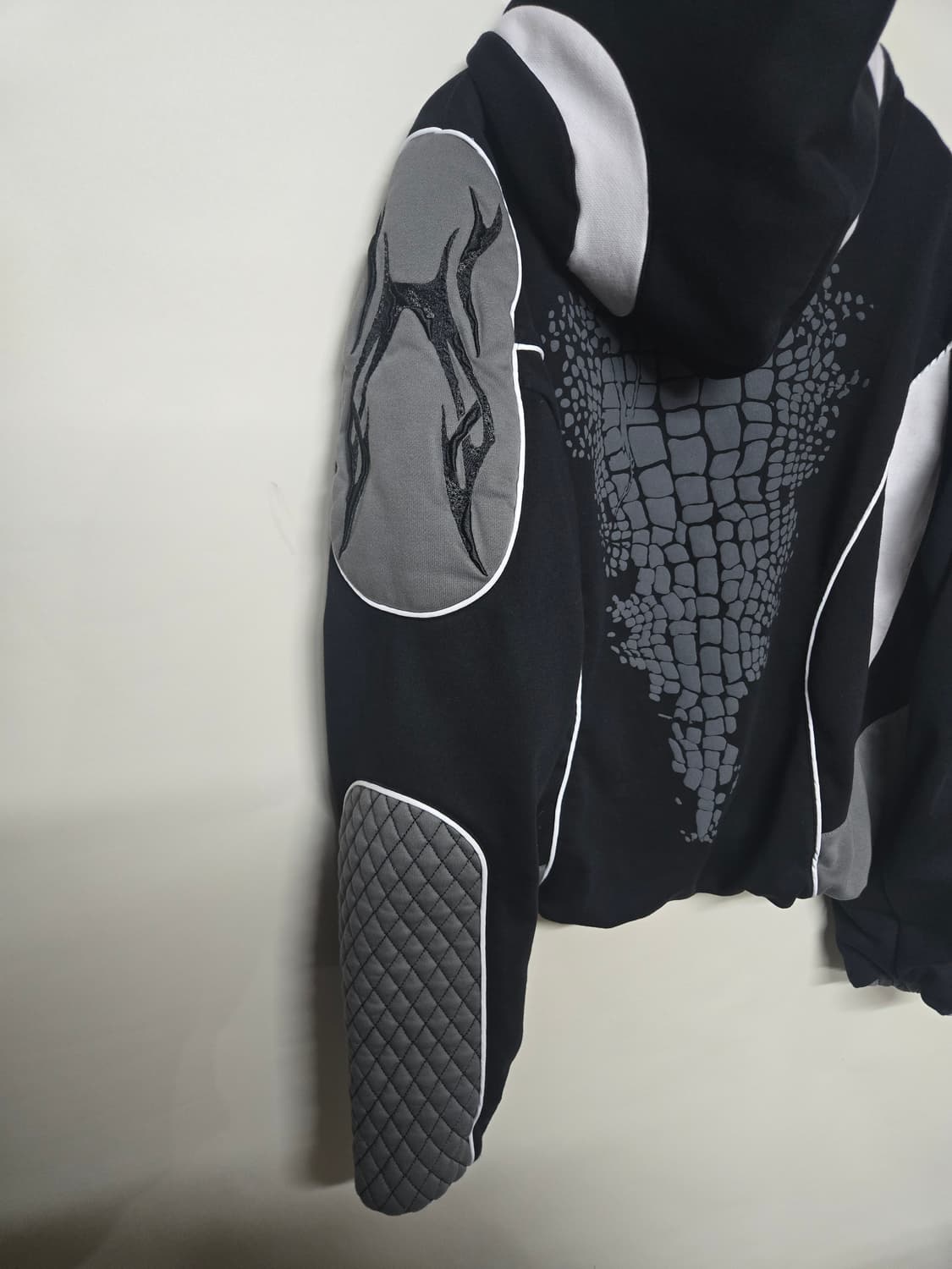 PERSONSOUL 퍼슨소울 후드티셔츠 M 상품이미지4