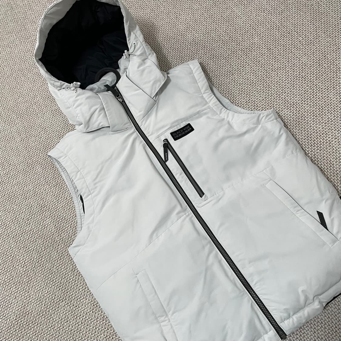 블랙야크  패딩조끼 9974 상품이미지2