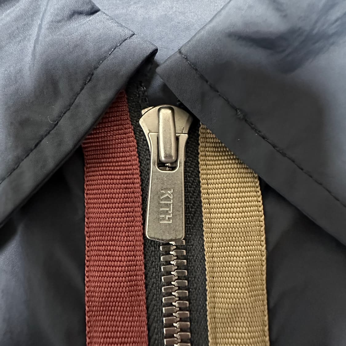 KITH nylon zip jacket 상품이미지3