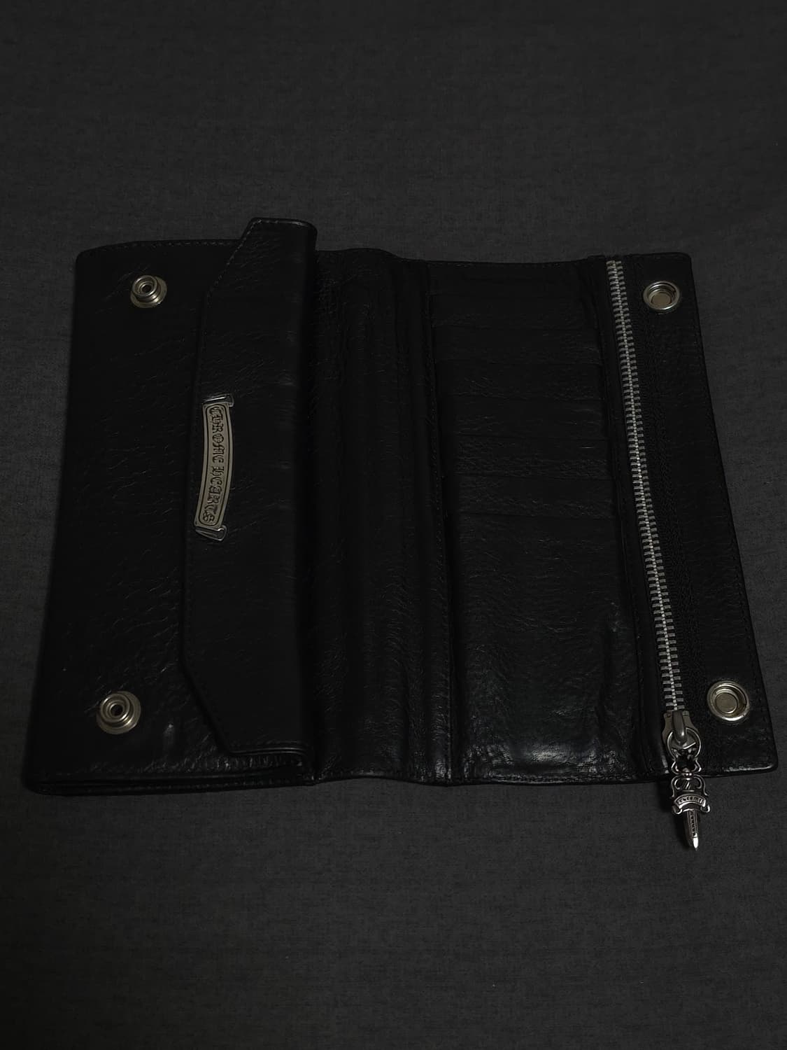 [OS] 크롬하츠 크로스버튼 헤비레더 장지갑 블랙 상품이미지7