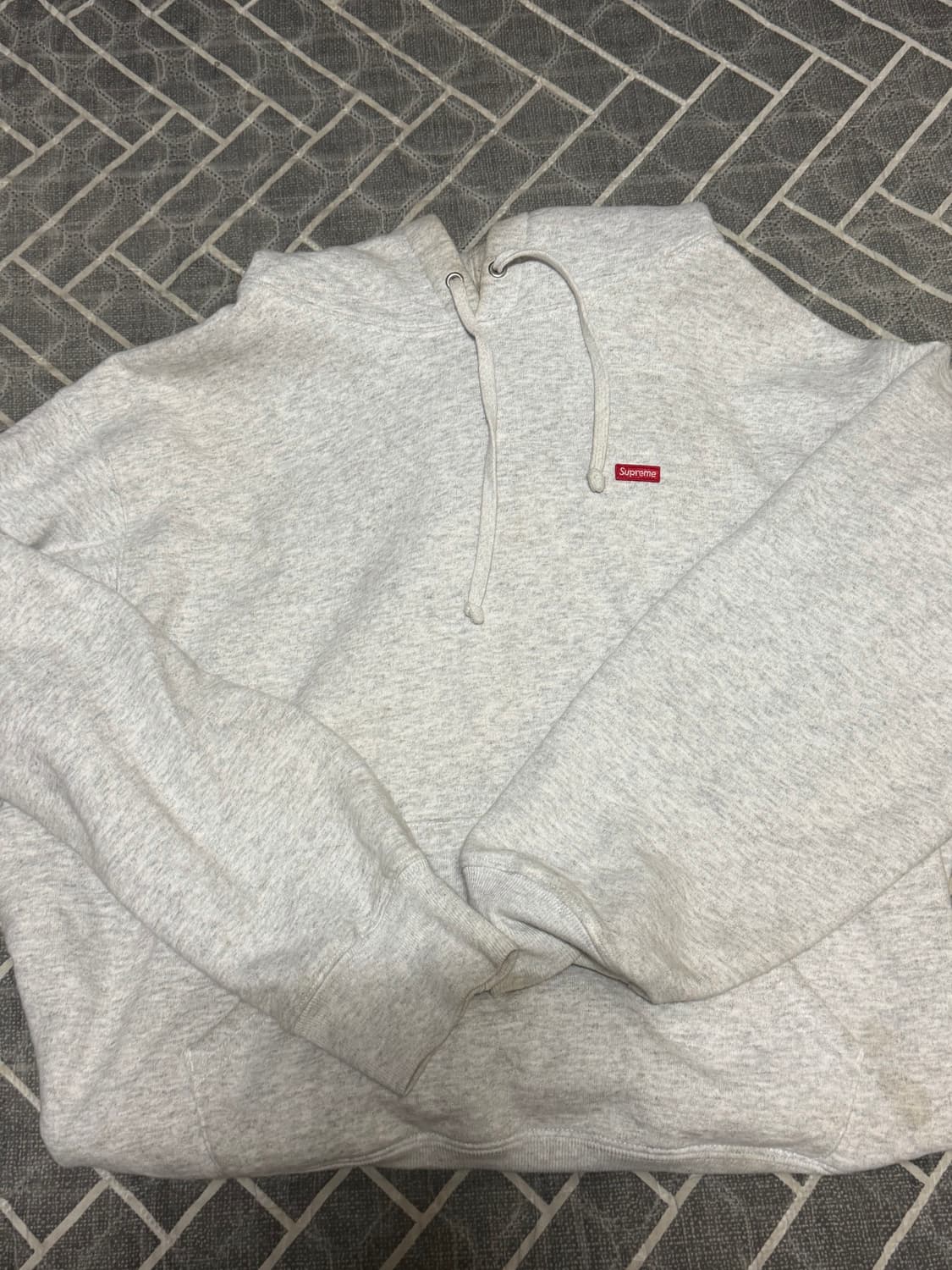 슈프림 스몰 박스 후드티 애쉬 그레이 25fw 상품이미지2