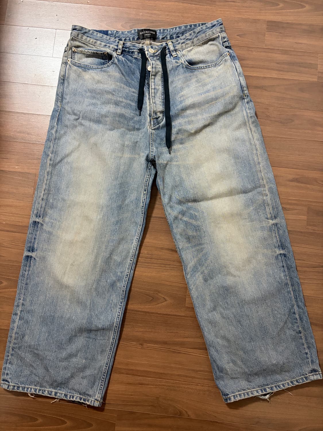 (S) 발렌시아가 오버사이즈 배기 팬츠 라이트 블루 판매합니다 상품이미지1