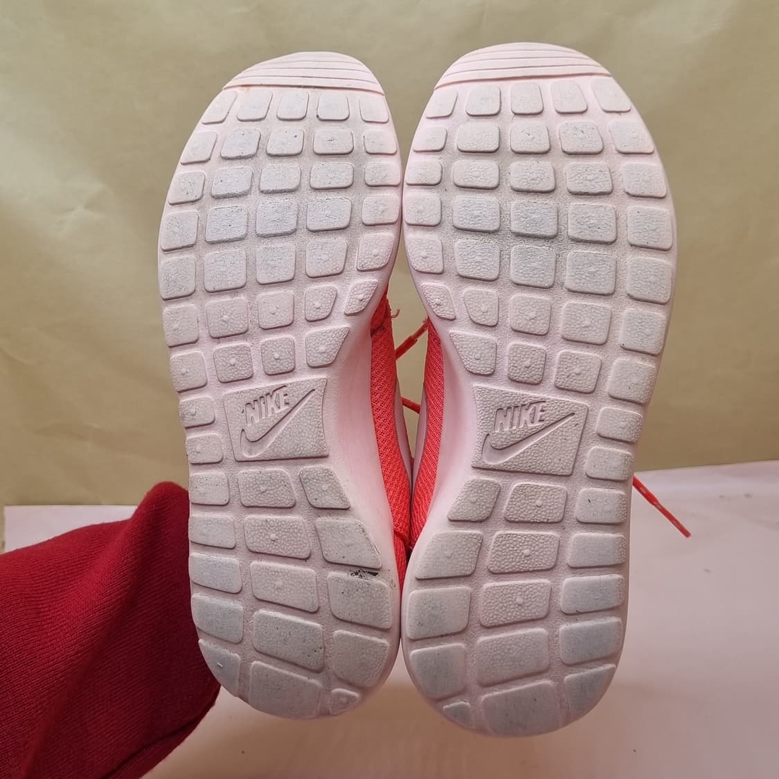 나이키 로쉬원 형광 핑크 운동화250 상품이미지3