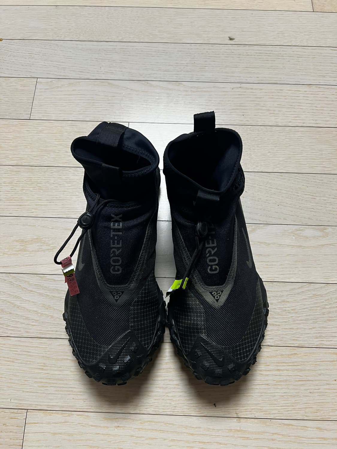 나이키 ACG 마운틴 플라이 고어텍스 270mm 상품이미지2