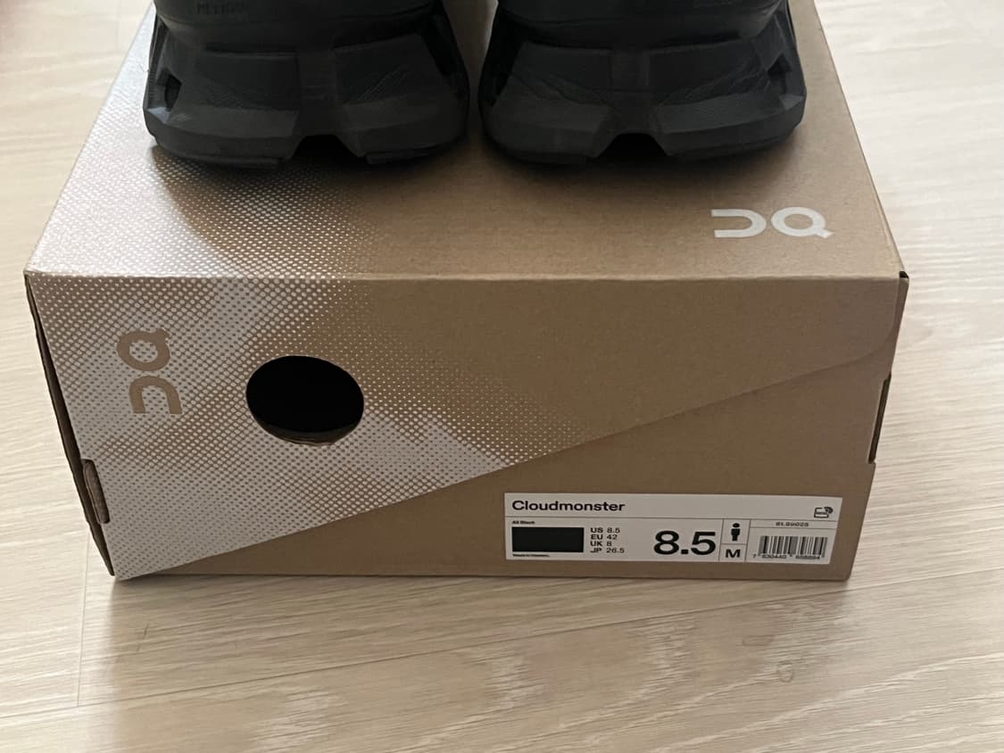 온러닝 클라우드몬스터 올 블랙  상품이미지5