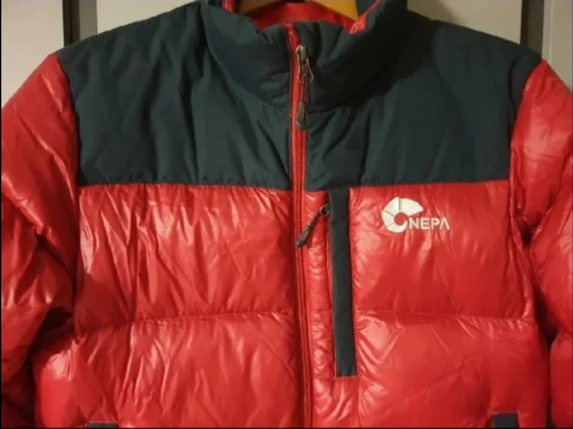 네파 여성 구스패딩.  싸이즈 85 상품이미지3