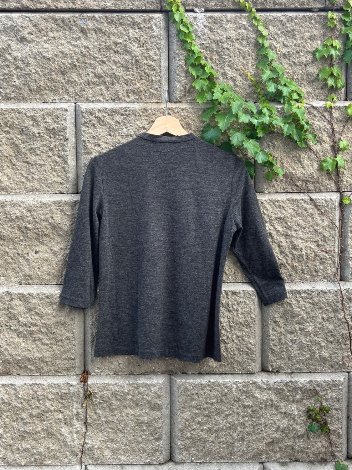 Charcoal Button Sleeve 상품이미지2
