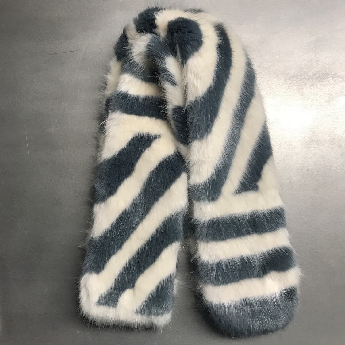 SHRIMPS 쉬림프스 퍼 머플러  상품이미지1