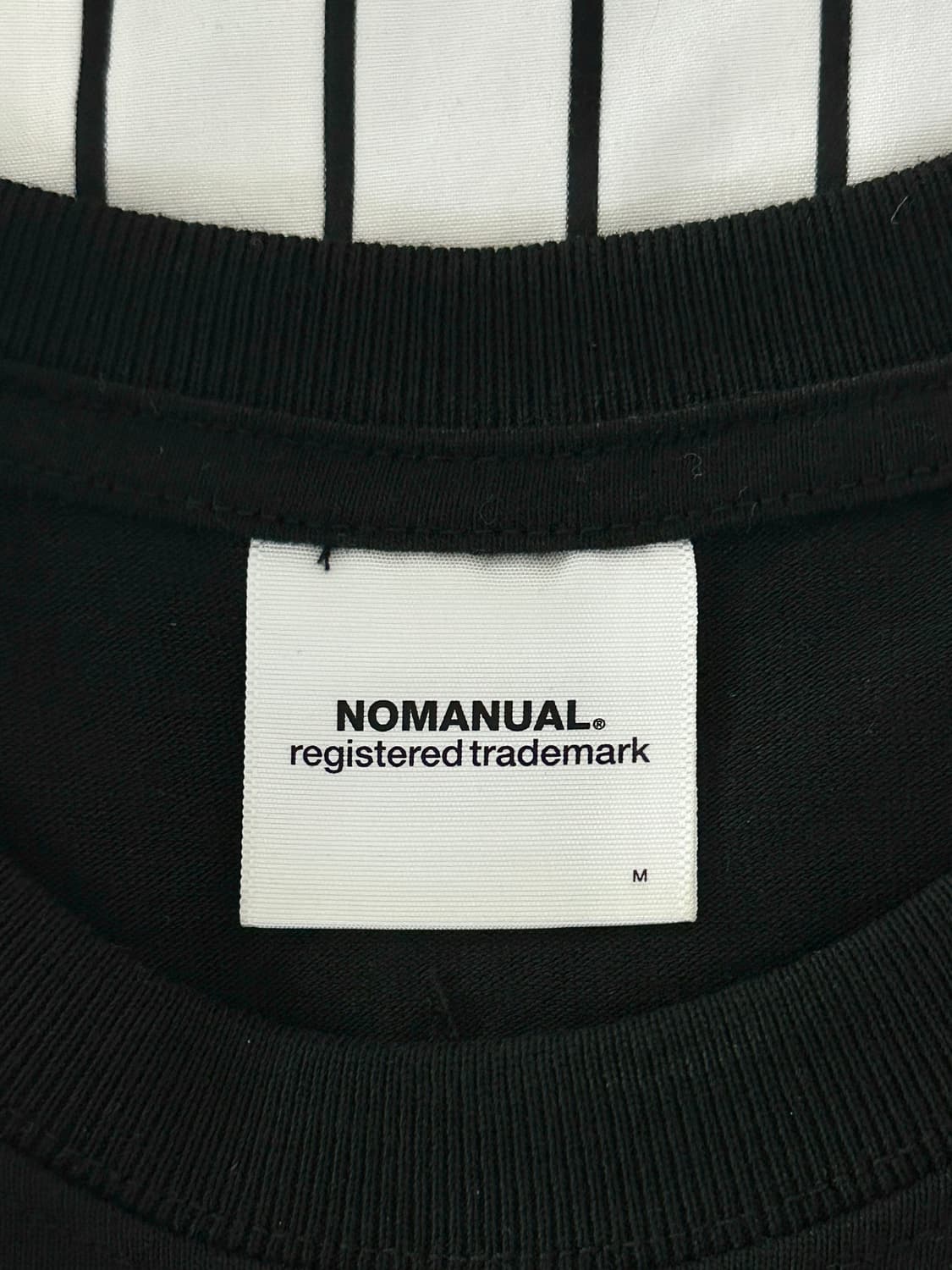 노매뉴얼 칵테일 프린팅 T-SHIRT - BLACK  상품이미지4