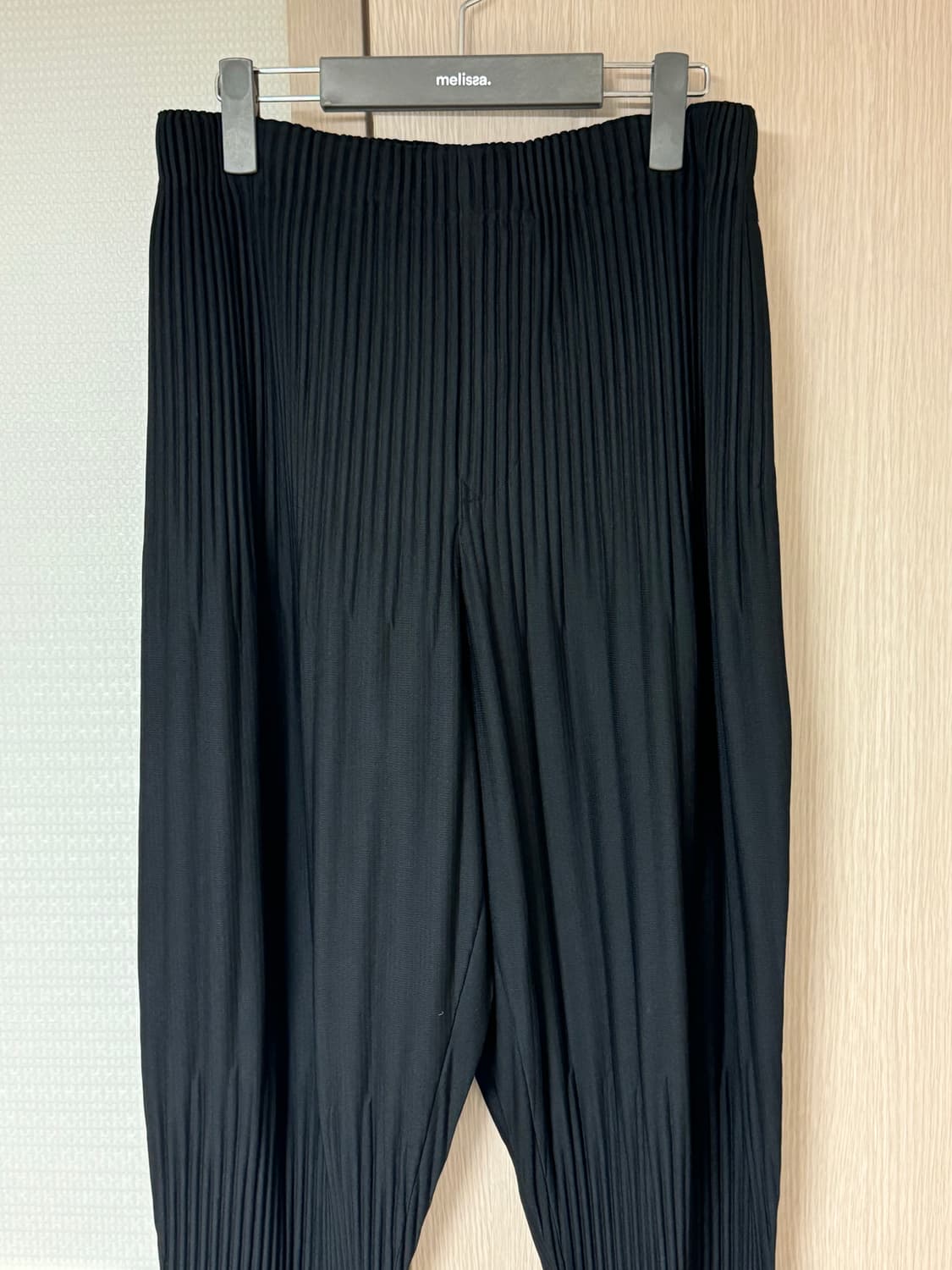 옴므플리세 플리츠 바지  상품이미지1