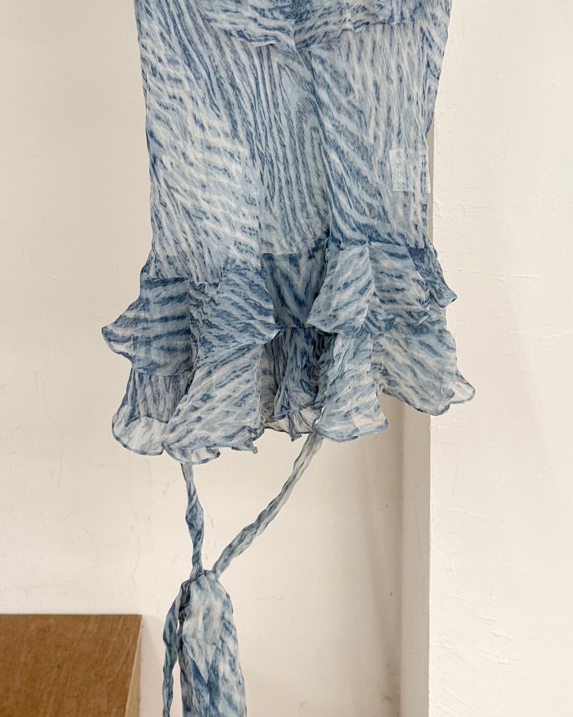 폴로 랄프로렌 블루 러플드 지브라 프린트 시폰 탑 상품이미지5