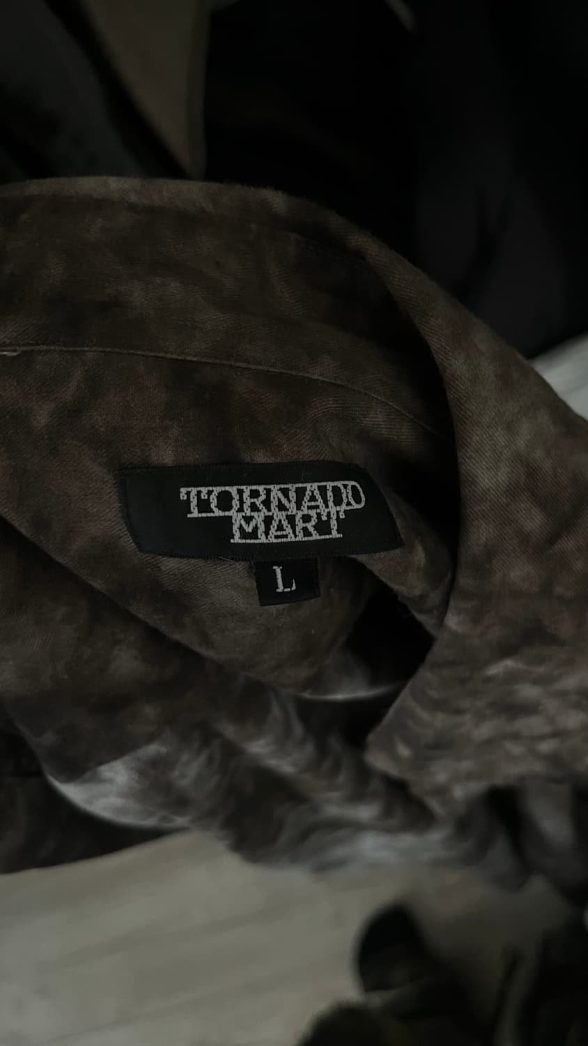 Tornado Mart Shirt 상품이미지3