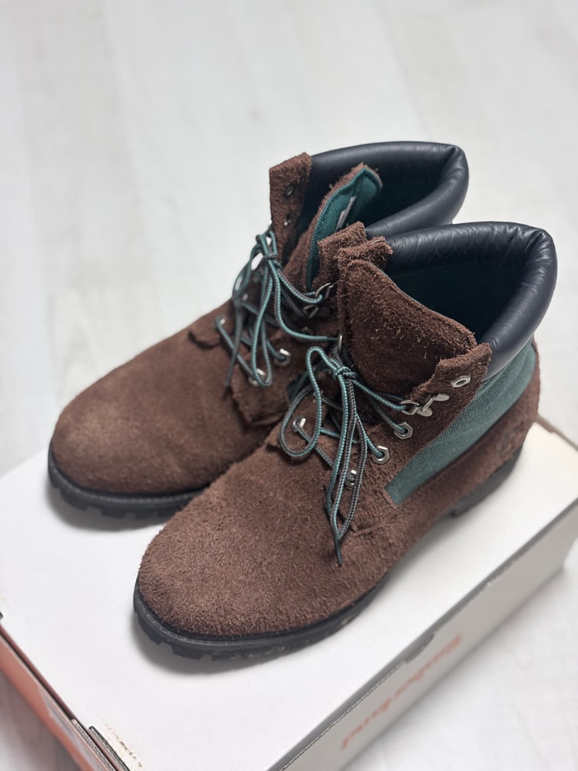 팀버랜드 x 디스이즈네버댓 6인치 부츠 브라운 - 와이드 상품이미지2