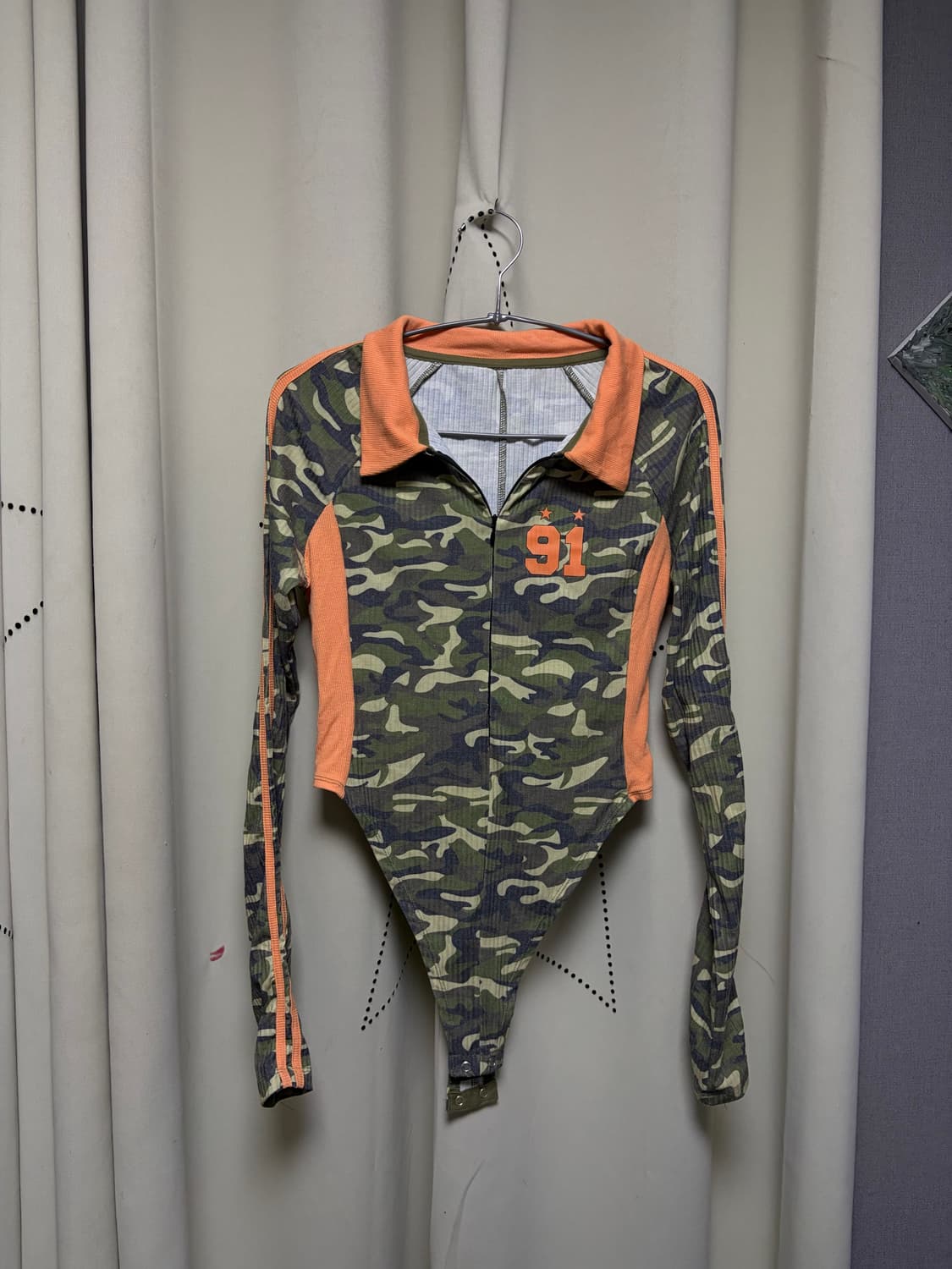 배드블러드 카모 바디수트 상품이미지1