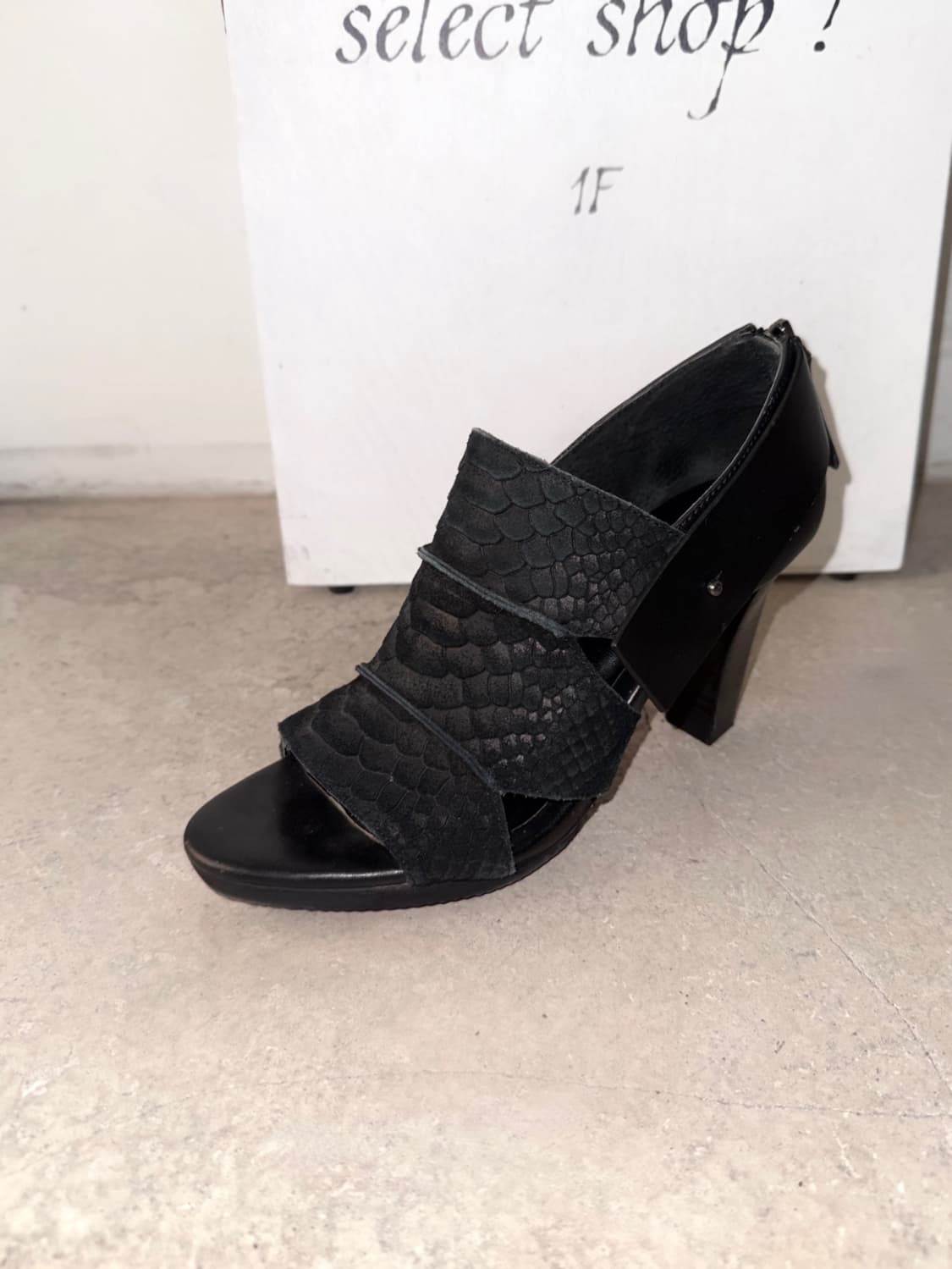 SISLEY crinkle suede leather heels 상품이미지3