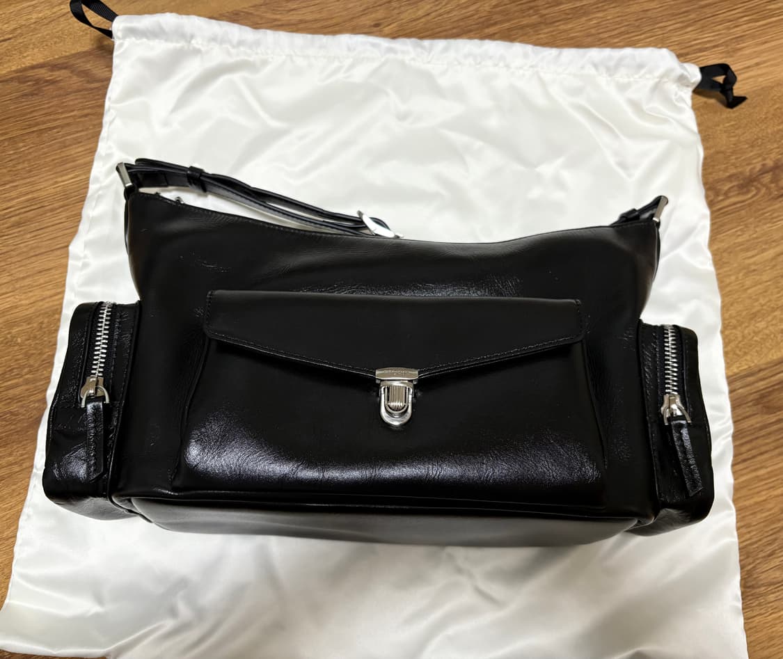 폴뉴아 코르네백 가방  상품이미지4