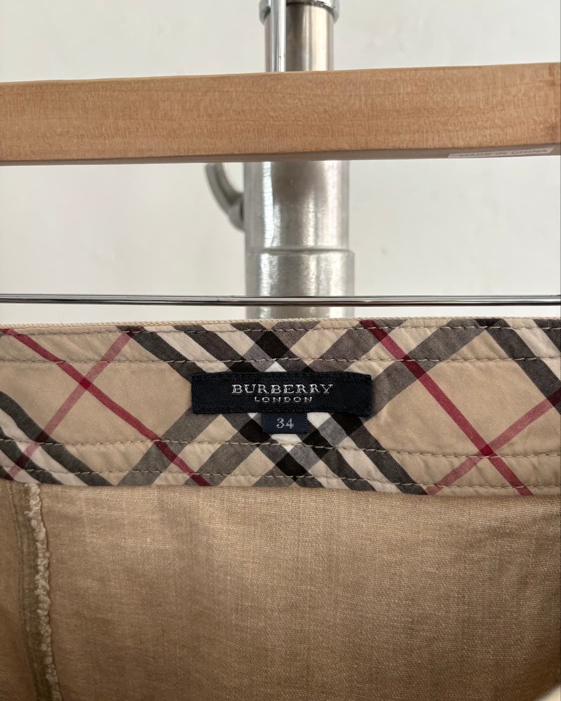 Burberry 버버리 베이지 미디 랩 스커트 상품이미지6
