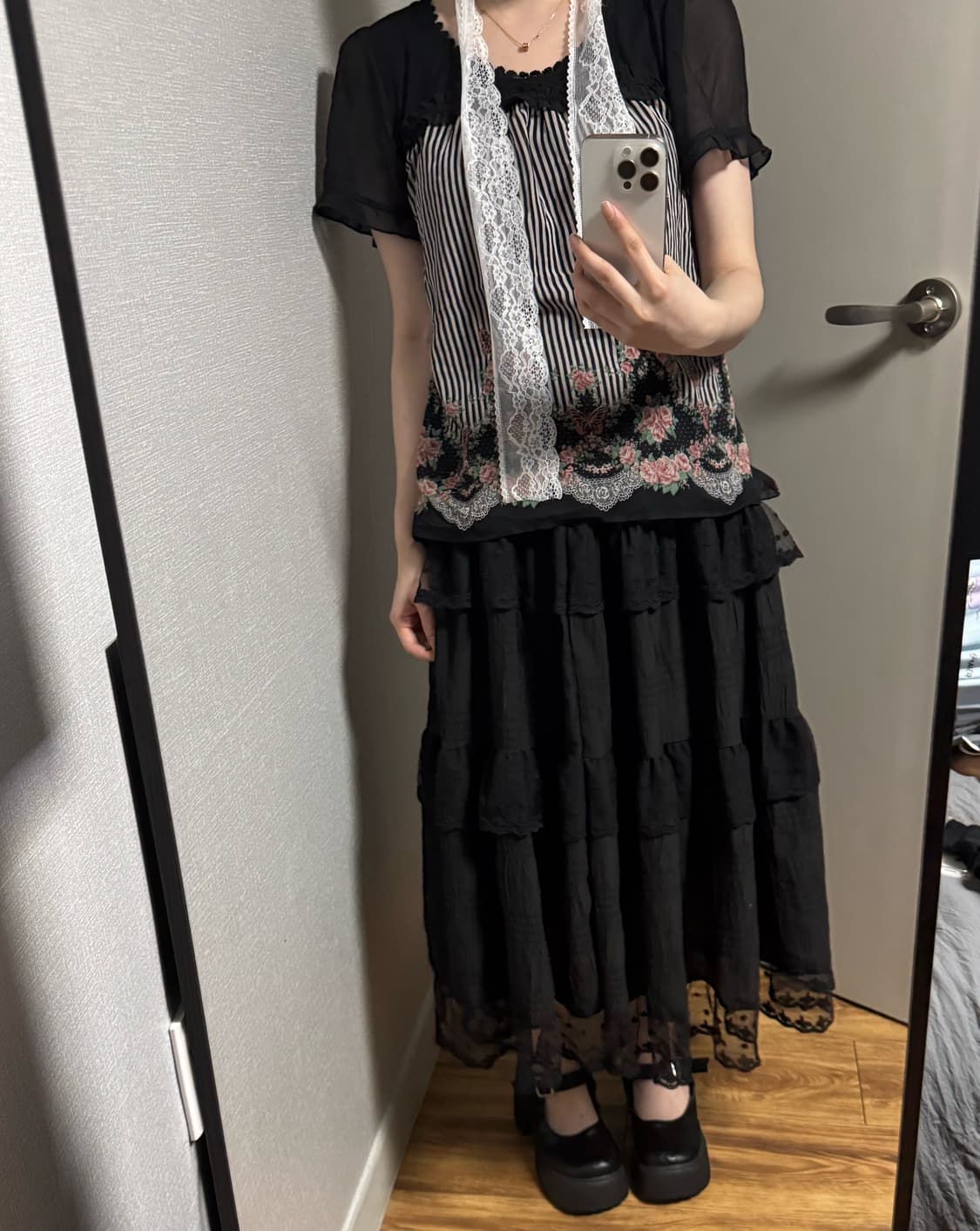 Axes femme frill 블라우스 로지 상품이미지3