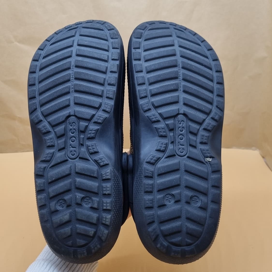 크록스 털 샌들 260. 상품이미지3