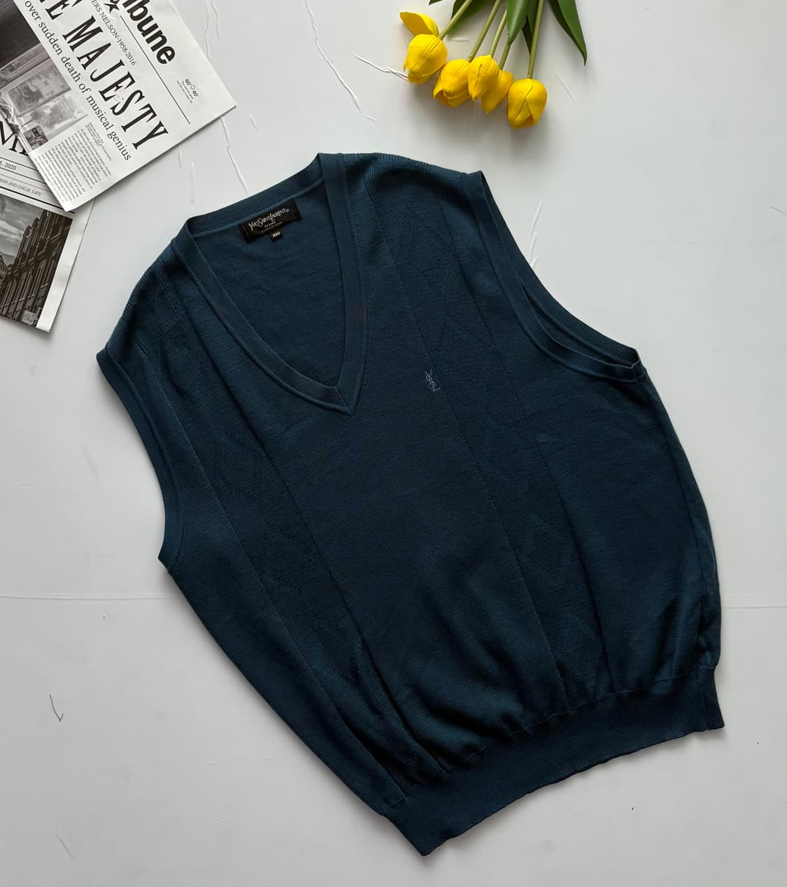 입생로랑 빈티지 V넥 니트 조끼 상품이미지1