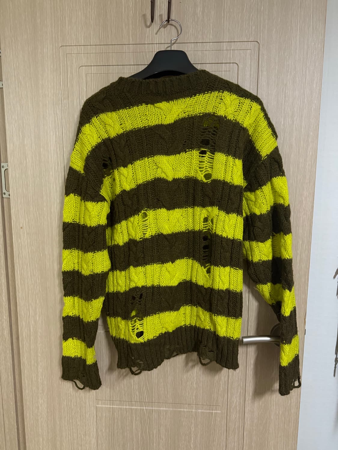 앤더슨벨 디스트로이드 니트 상품이미지2