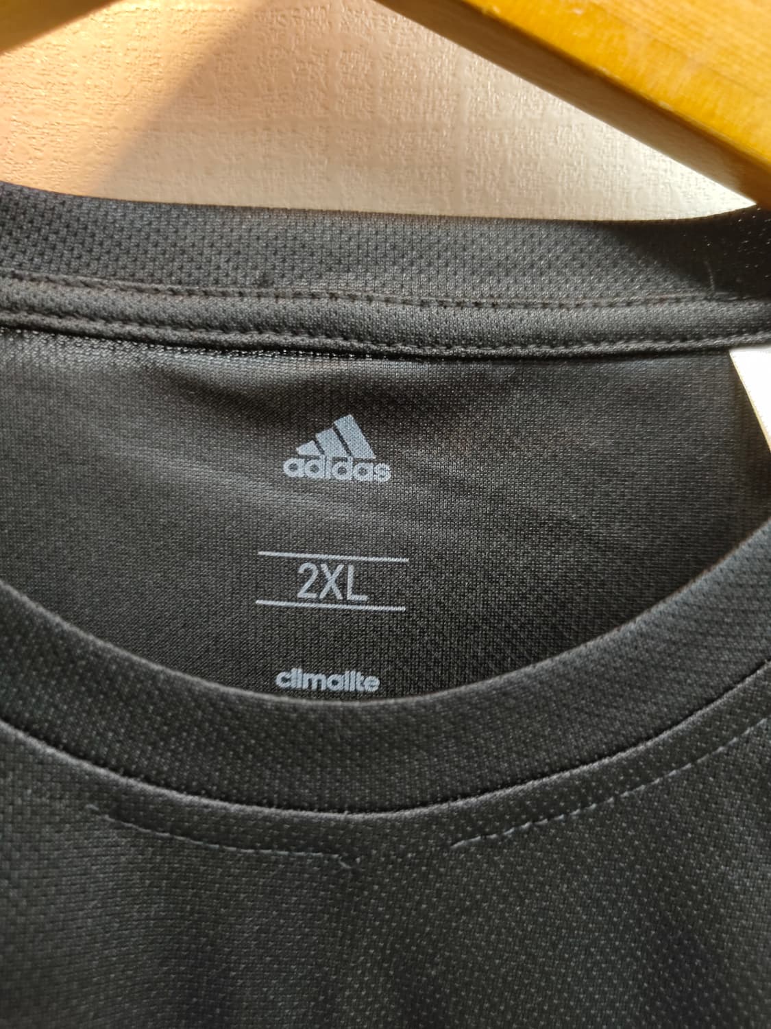상의 2XL 하의 L) 아디다스 나시와 반바지 팝니다 상품이미지3
