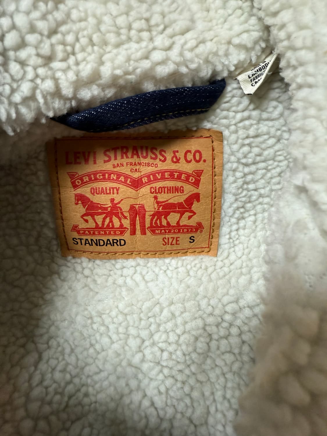 리바이스 셰르파 데님자켓 s사이즈 판매합니다 상품이미지2