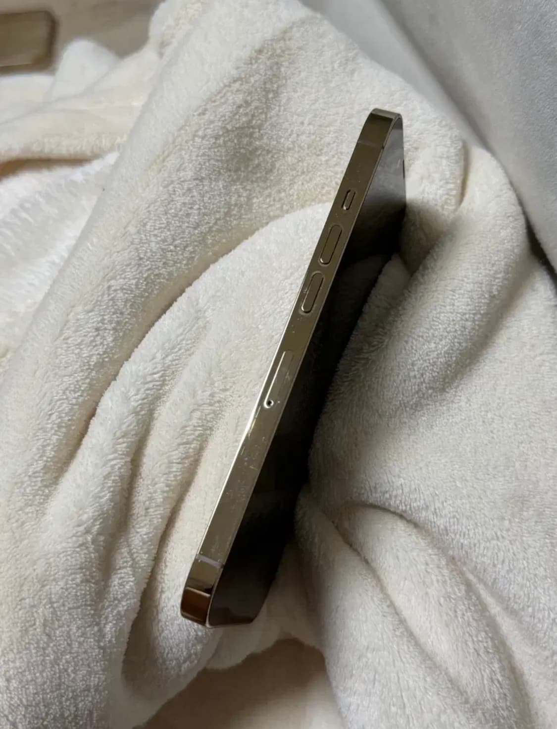 아이폰 13 프로 골드 (네고 🙆🏻‍♀️) 상품이미지4