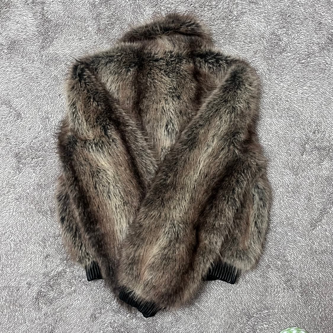 Bershka 버쉬카 퍼자켓   상품이미지3